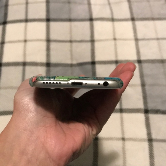 iPhone 6 and 6s Case - Picture 4 of 5